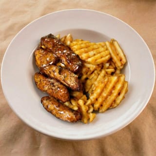 1/2 Lb Boneless Wings